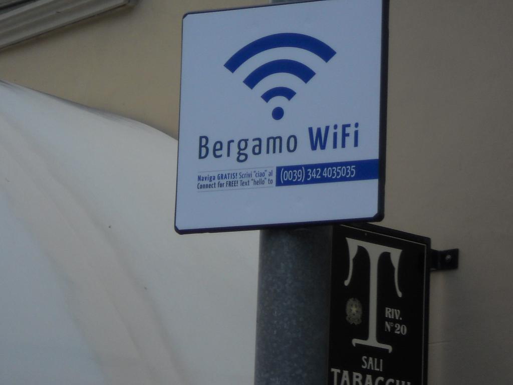 Al Centro Storico Lejlighed Bergamo Eksteriør billede
